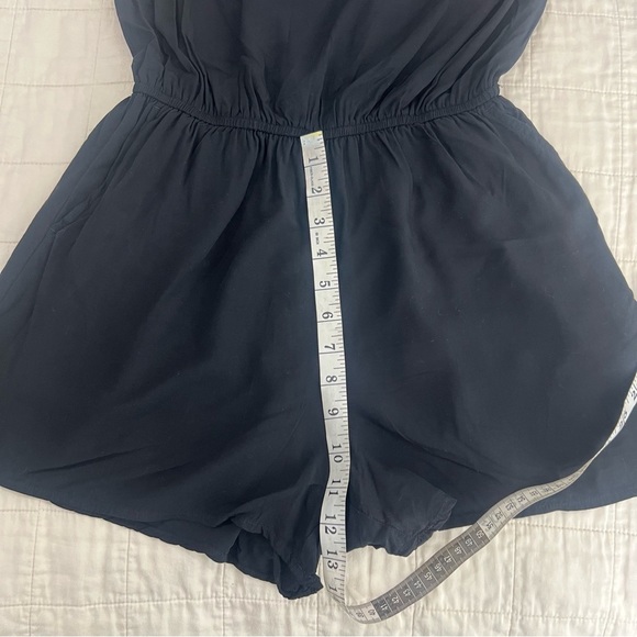 Old Navy Women’s Black Romper Size Small - Picture 13 of 15